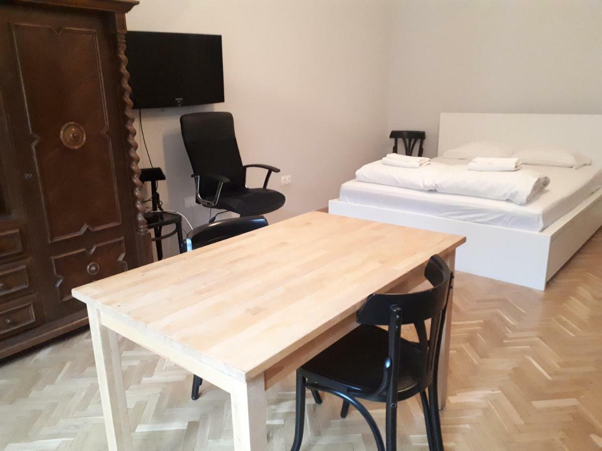 Dob15 Big Apartment Budapeste Exterior foto